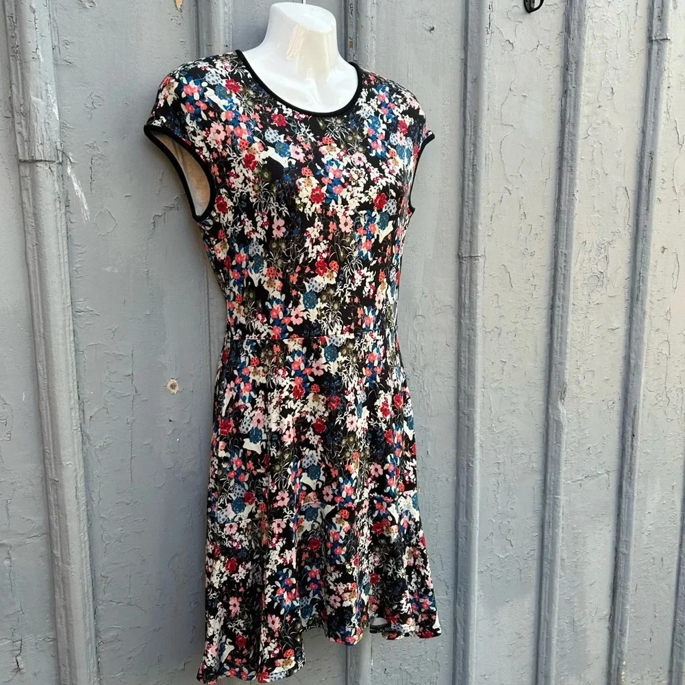 Erdem  Darlina Floral-Print Flounce Dress, size 8 - Picture 8 of 14
